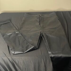 SHEIN Black Skinny Pants